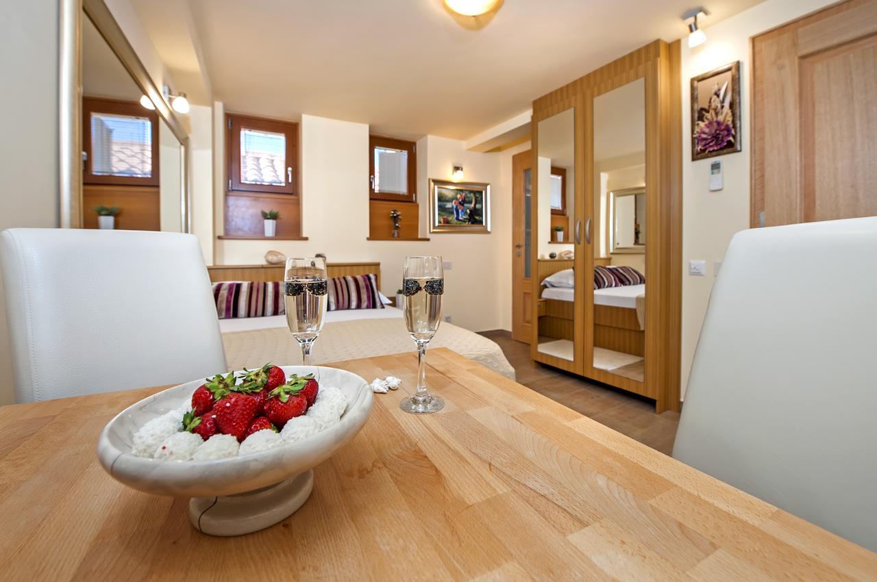 Guest House Golden Goose Rovinj Buitenkant foto