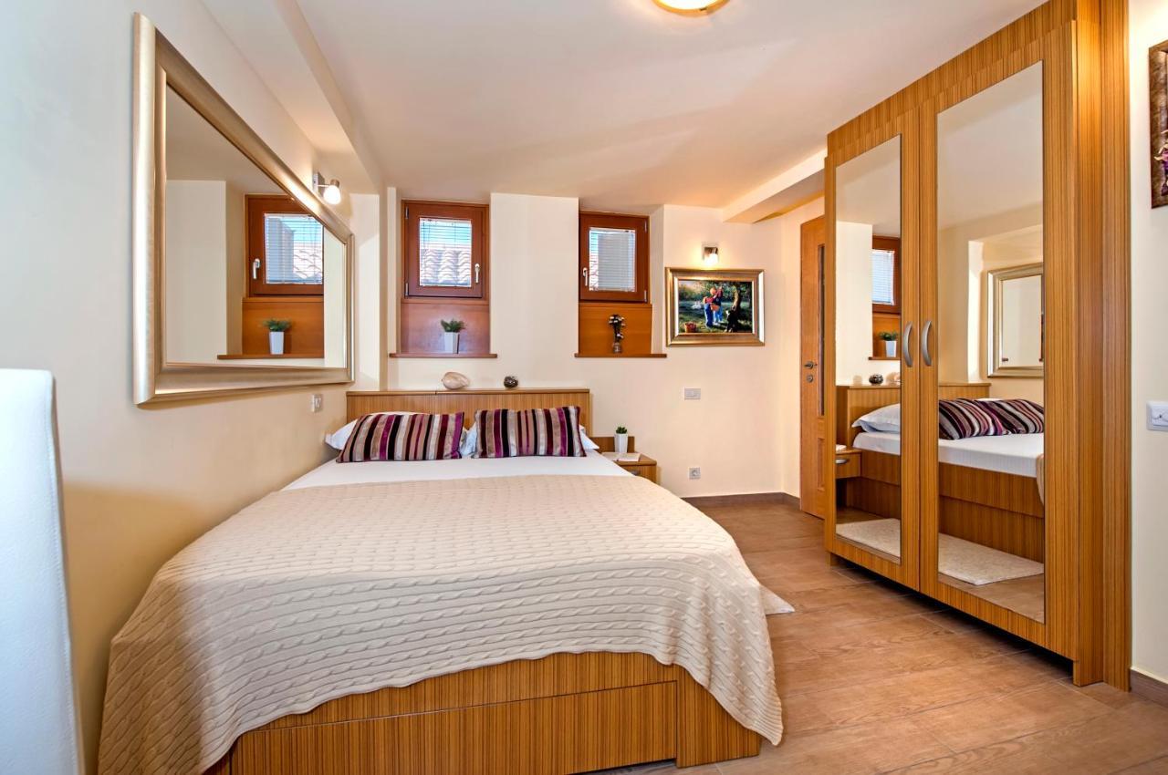 Guest House Golden Goose Rovinj Buitenkant foto